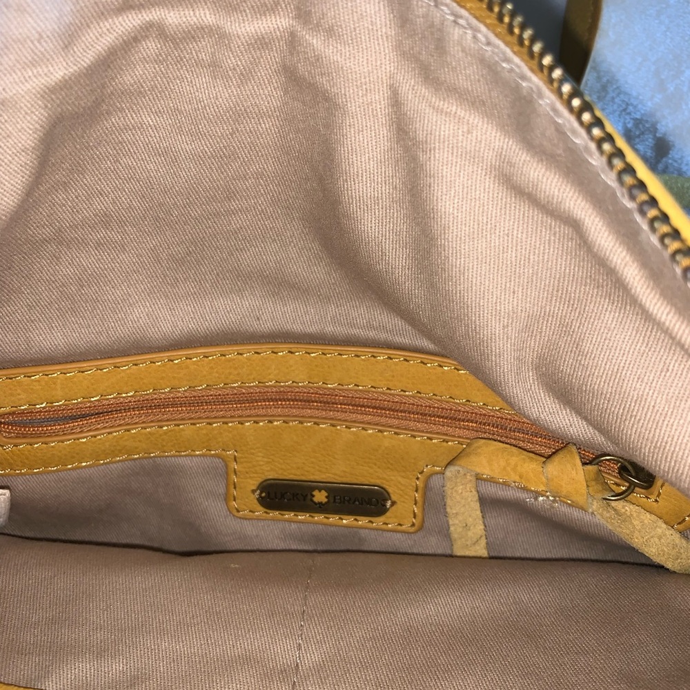Lucky Brand. Boho Crossbody Soft Leather Purse W/ Leather Tassel Pulls - Picture 6 of 11